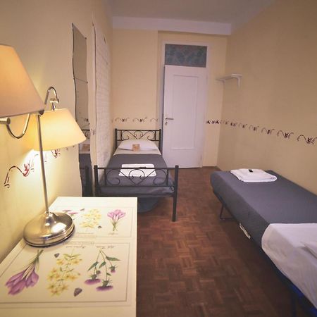 Barcolana Lodge - Hostel Трієст Екстер'єр фото